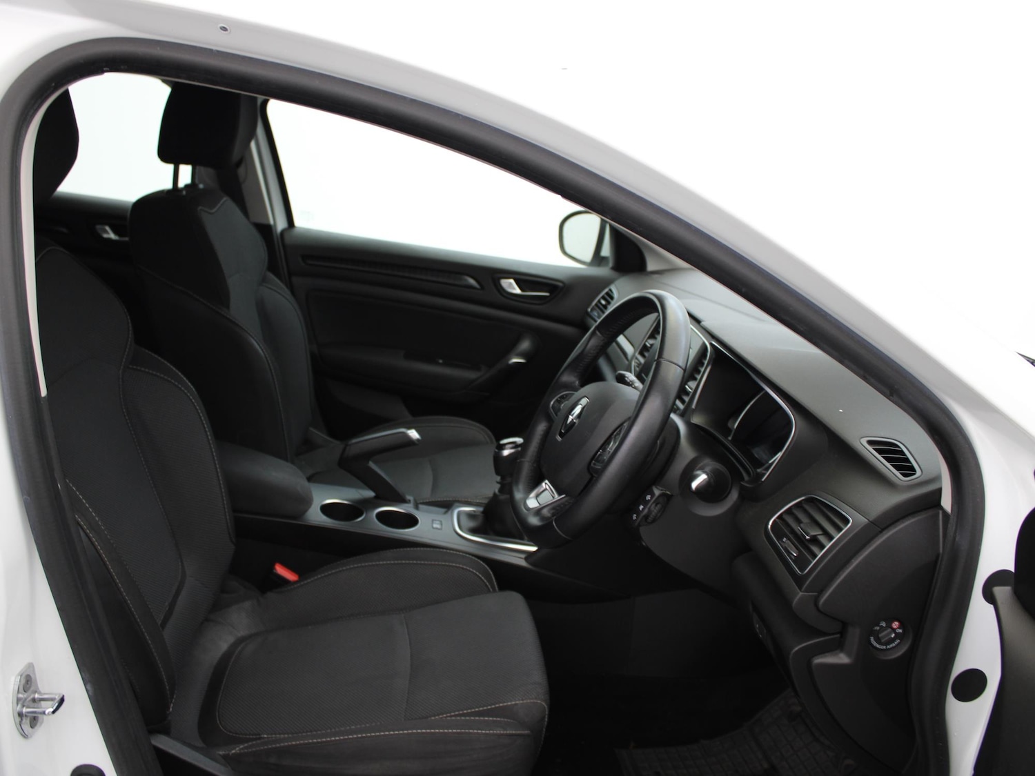 Used Renault Megane 2020 for sale - 78210776: Photo 9