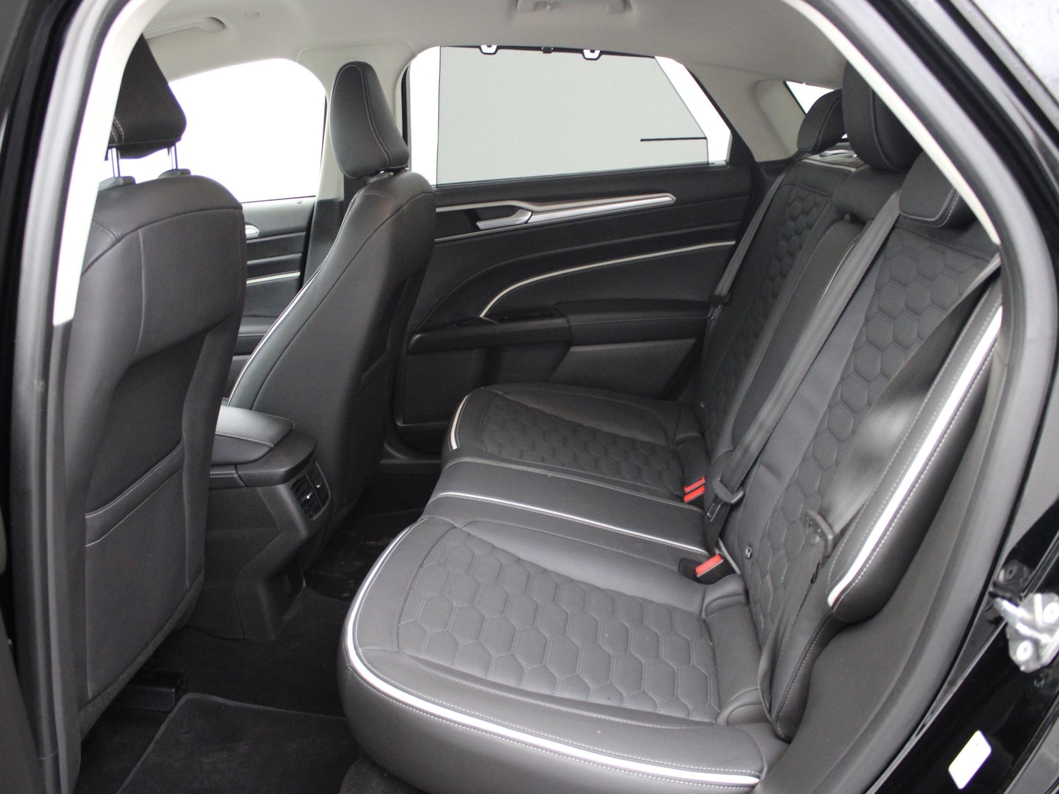 Used Ford Mondeo 2018 for sale - 76515793: Photo 11