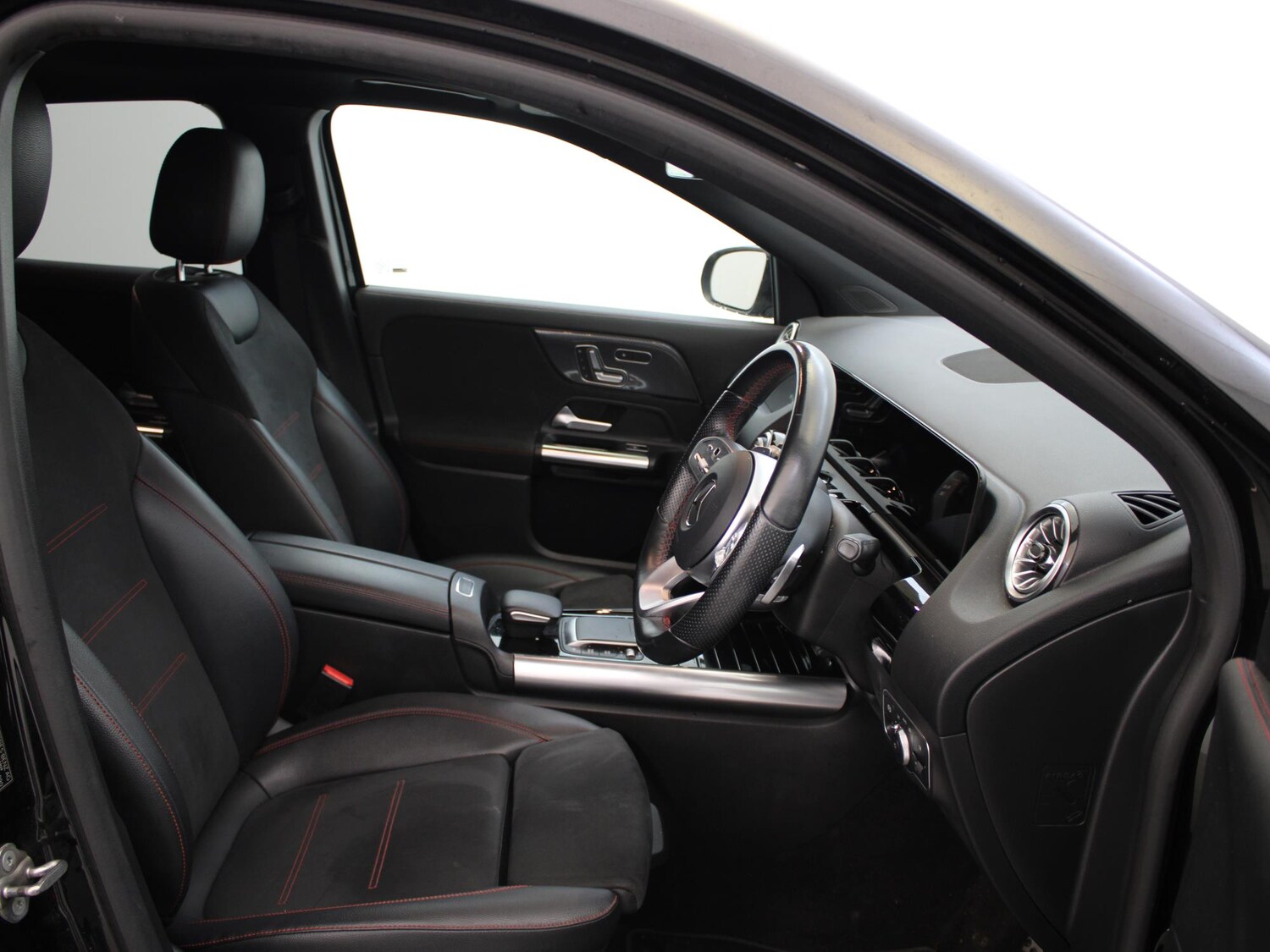 Used Mercedes-Benz GLA 2021 for sale - 78052861: Photo 9