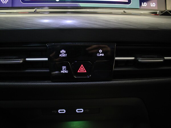 Used Volkswagen Golf 2021 for sale - 75164175: Photo 24