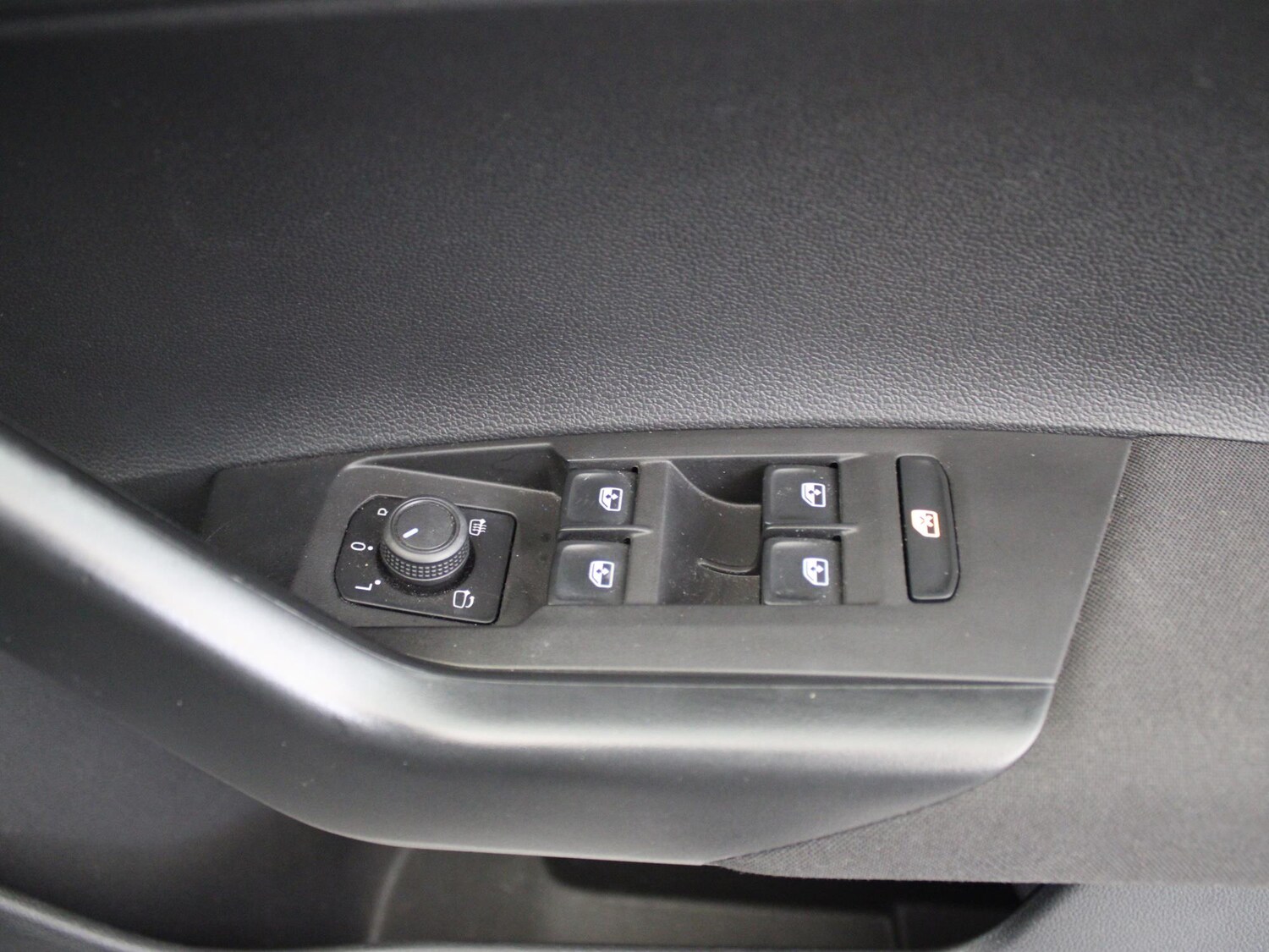 Used Volkswagen Polo 2023 for sale - 77348456: Photo 33