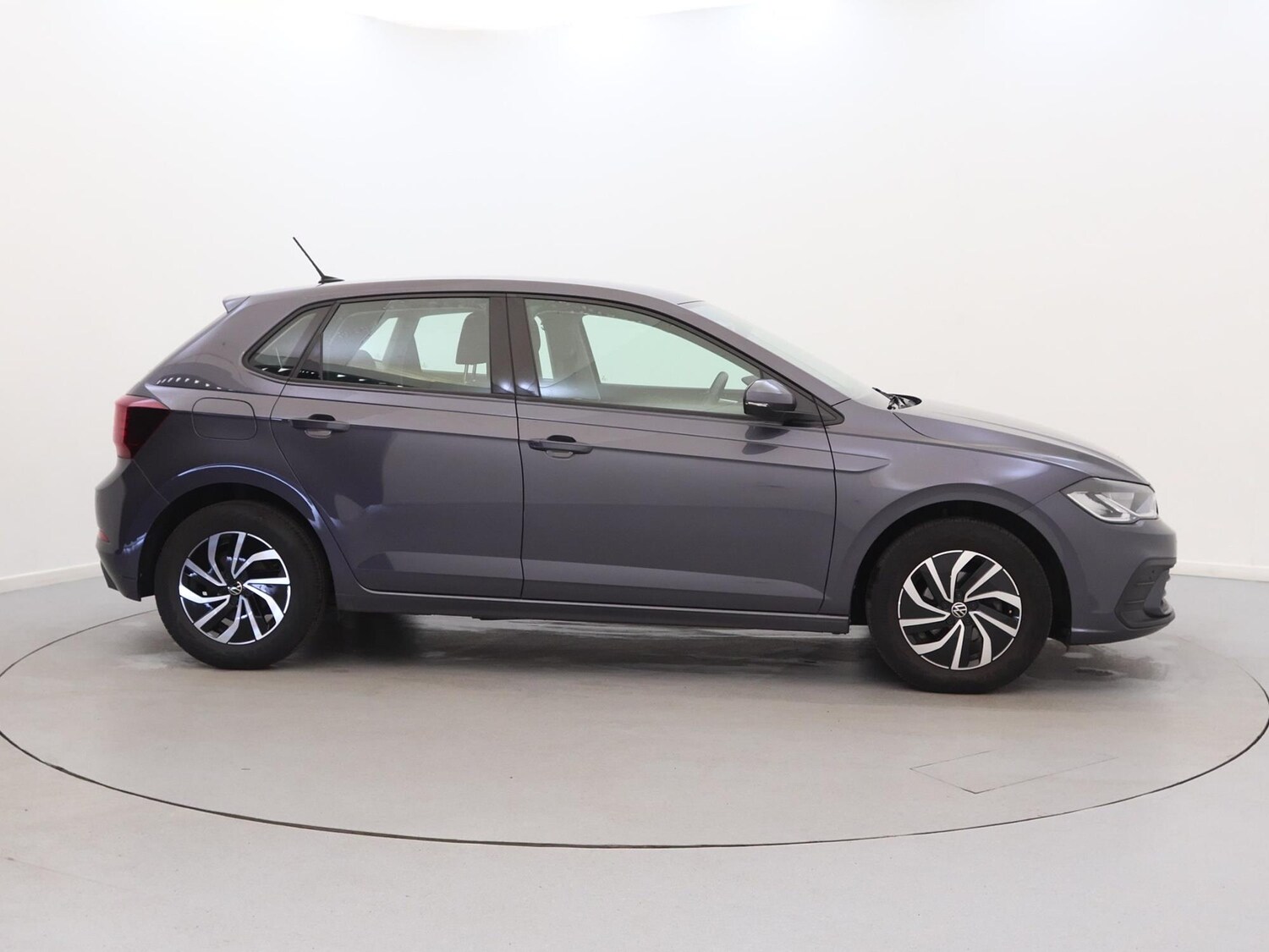 Used Volkswagen Polo 2023 for sale - 77348456: Photo 8