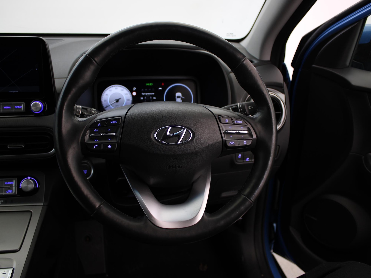 Used Hyundai KONA 2022 for sale - 77135440: Photo 29