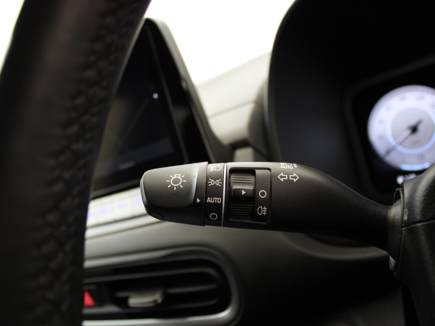 Used Hyundai KONA 2022 for sale - 77135440: Photo 33