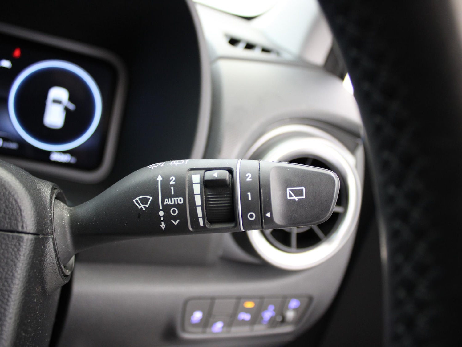 Used Hyundai KONA 2022 for sale - 77135440: Photo 34