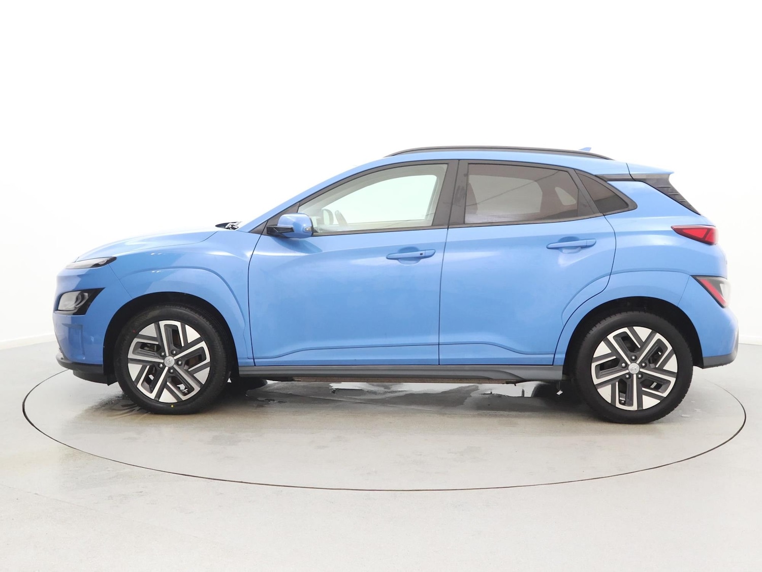 Used Hyundai KONA 2022 for sale - 77135440: Photo 4
