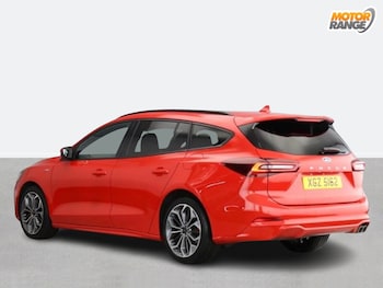 Used Ford Focus 2022 for sale - 76243682: Photo 3