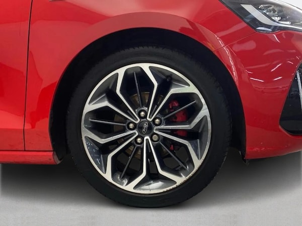 Used Ford Focus 2022 for sale - 76243682: Photo 6