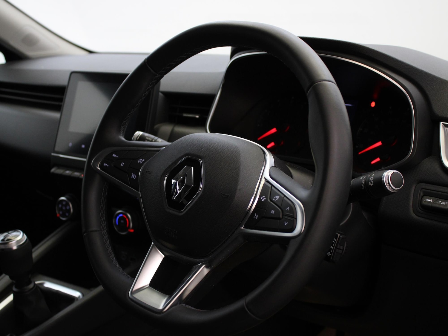 Used Renault Clio 2021 for sale - 76968154: Photo 11