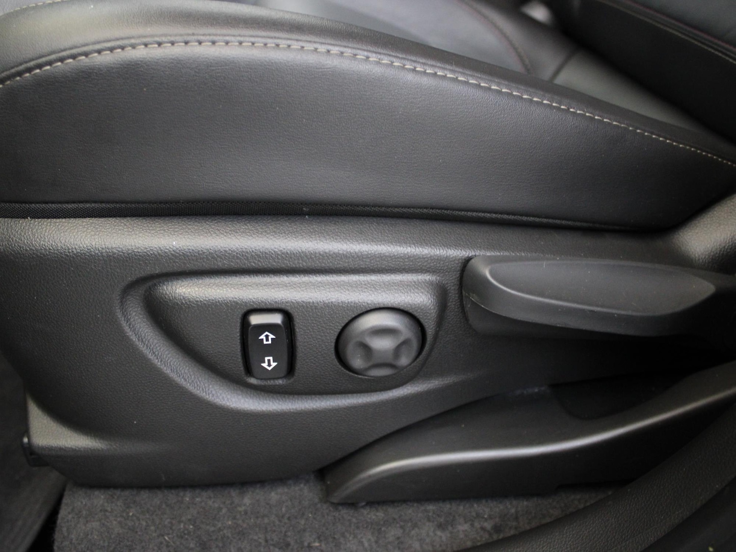 Used Vauxhall Mokka 2015 for sale - 76968142: Photo 12