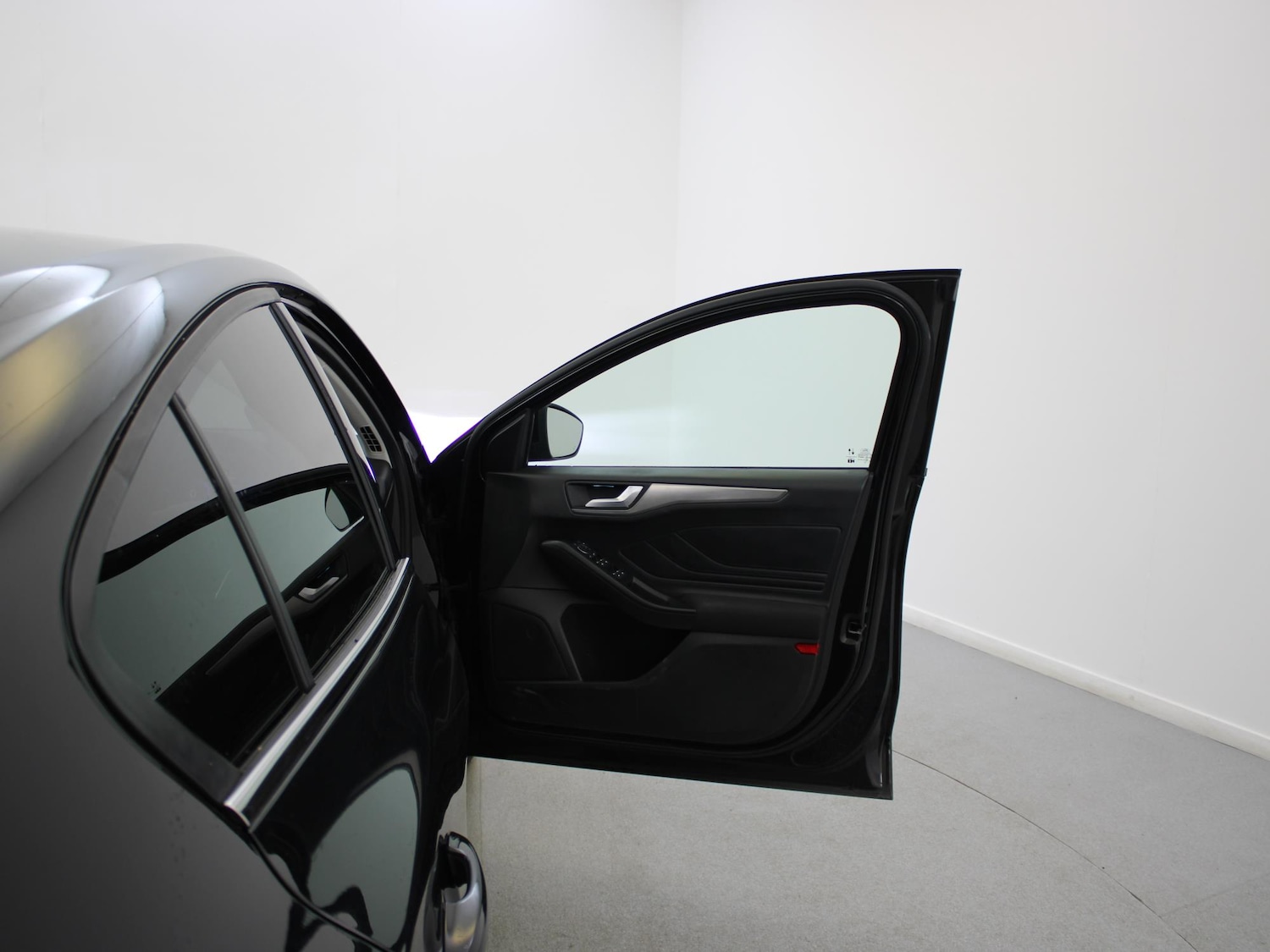 Used Ford Focus 2023 for sale - 76789733: Photo 32