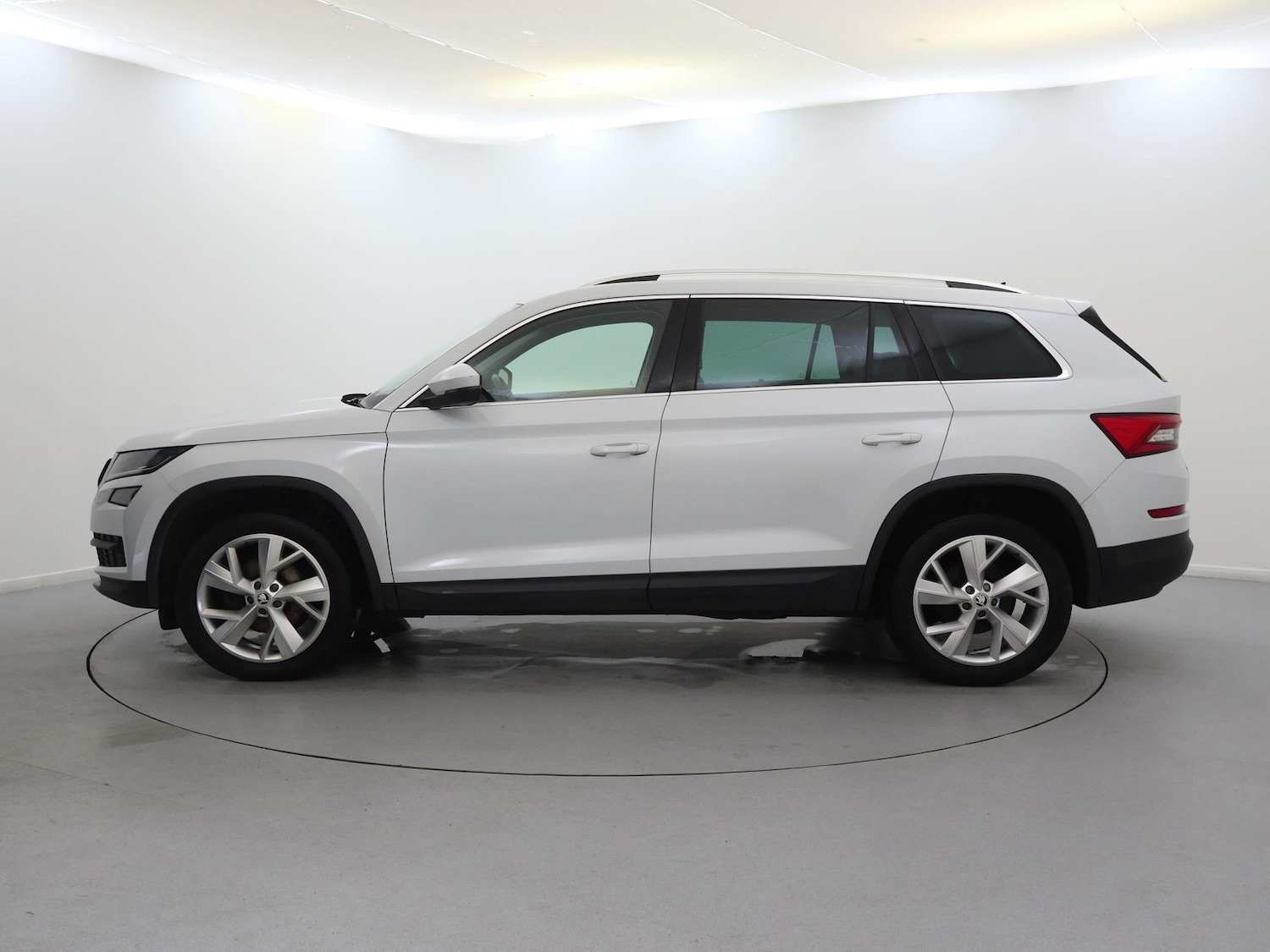 Used Skoda Kodiaq 2017 for sale - 76755397: Photo 4