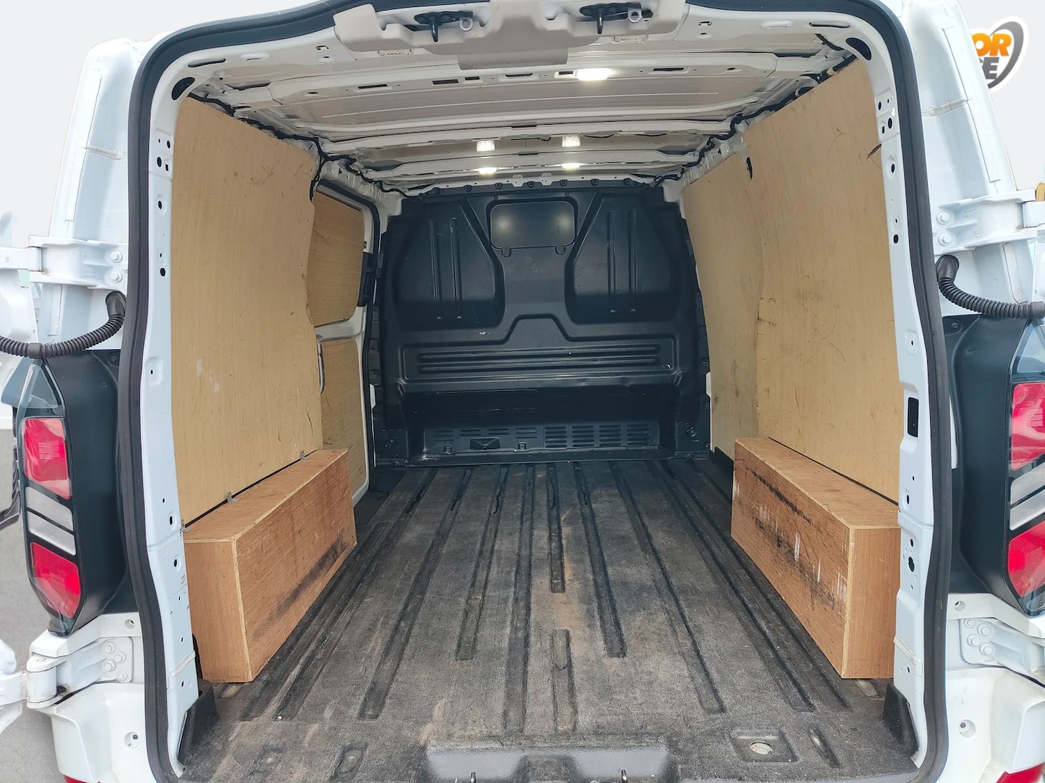 Used Ford Transit Custom 2024 for sale - 77444092: Photo 25