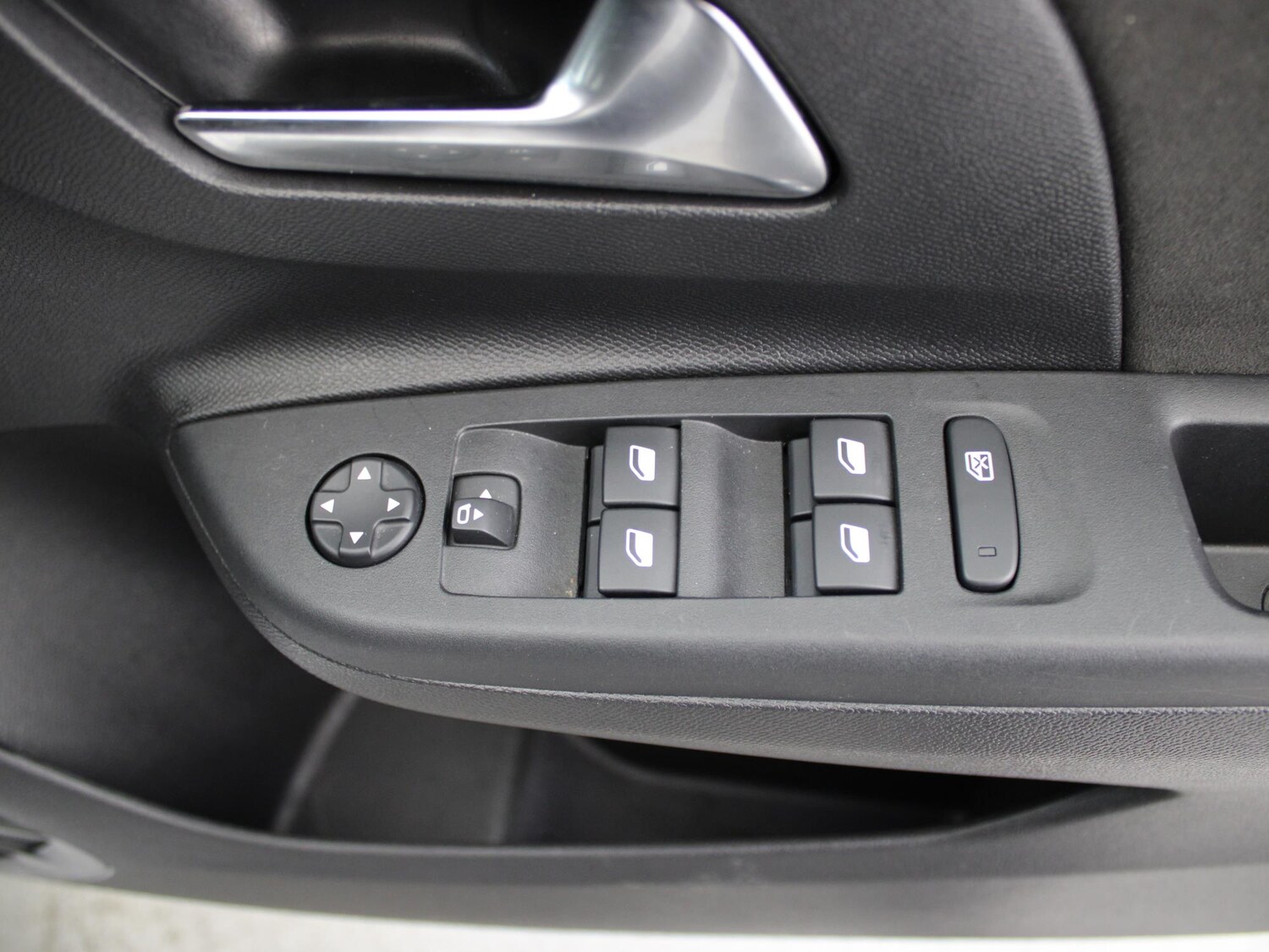 Used Vauxhall Corsa 2023 for sale - 76553550: Photo 38