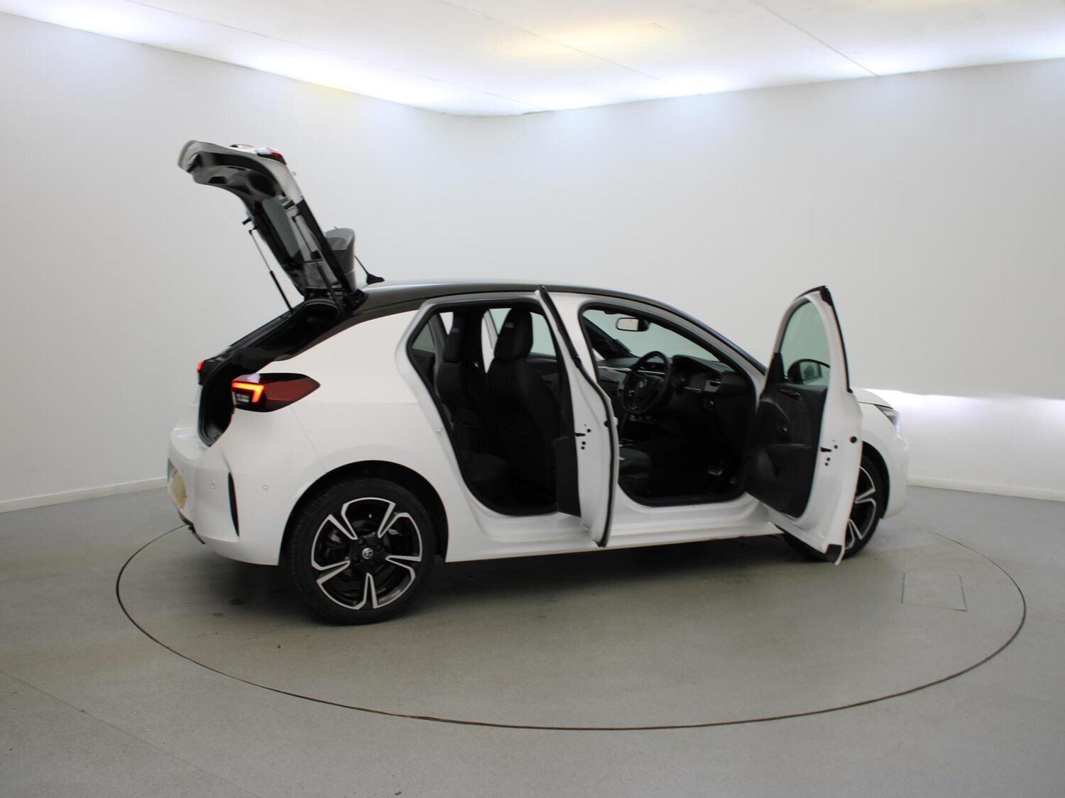 Used Vauxhall Corsa 2023 for sale - 76553550: Photo 40