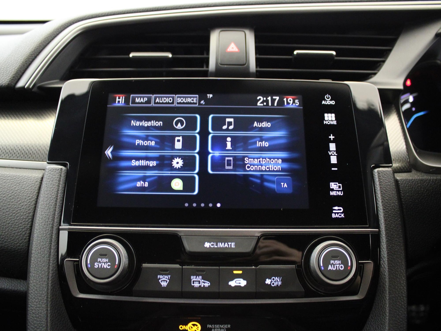 Used Honda Civic 2017 for sale - 76968106: Photo 16