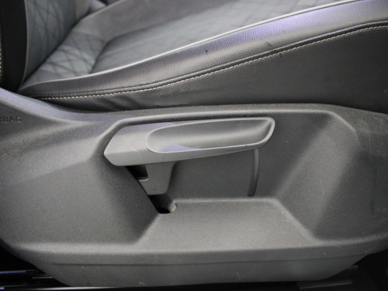 Used Volkswagen Tiguan 2020 for sale - 75611568: Photo 10