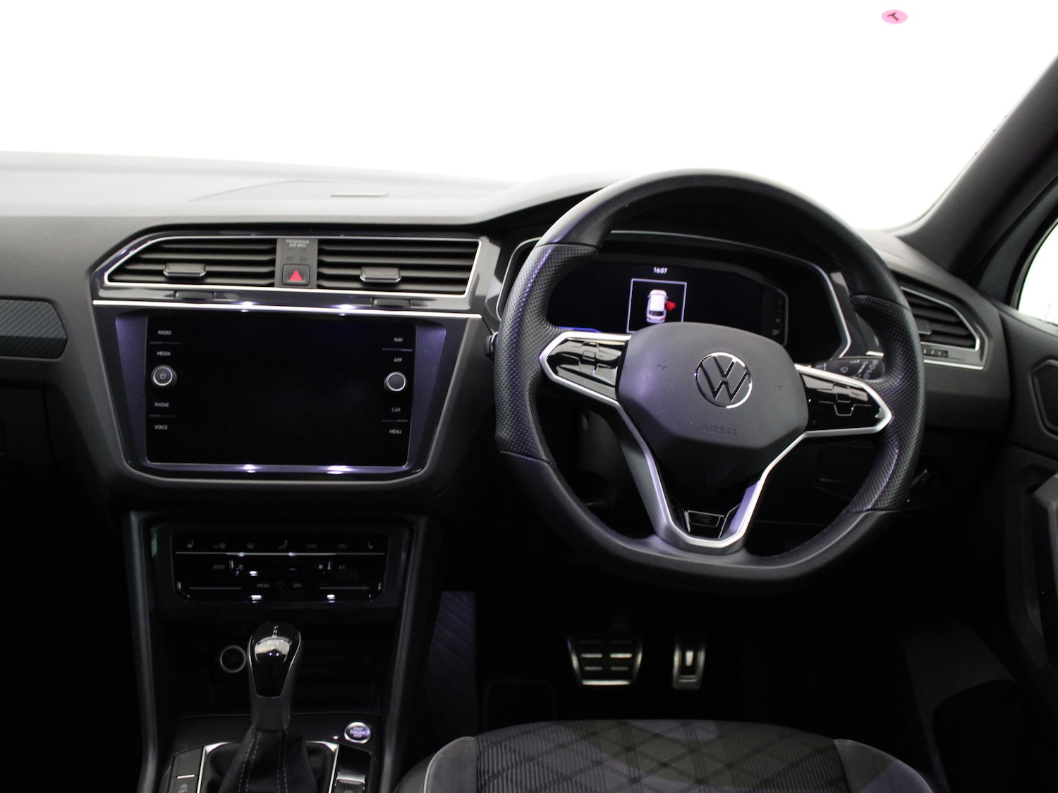 Used Volkswagen Tiguan 2020 for sale - 75611568: Photo 16