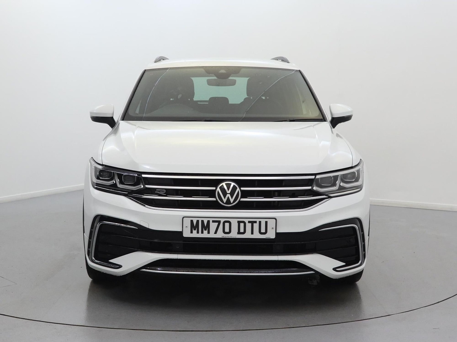 Used Volkswagen Tiguan 2020 for sale - 75611568: Photo 2