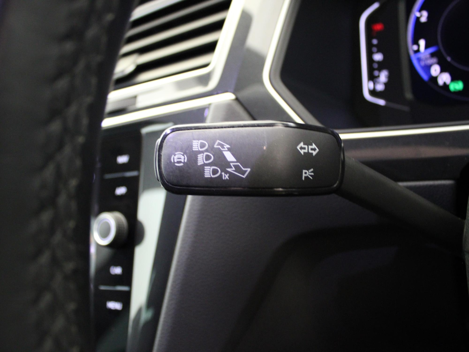 Used Volkswagen Tiguan 2020 for sale - 75611568: Photo 31