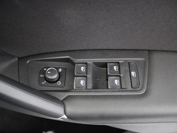 Used Volkswagen Tiguan 2018 for sale - 75651069: Photo 43
