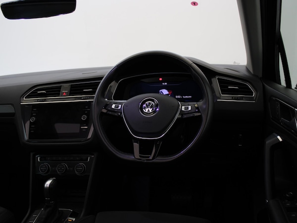 Used Volkswagen Tiguan 2018 for sale - 75651069: Photo 93