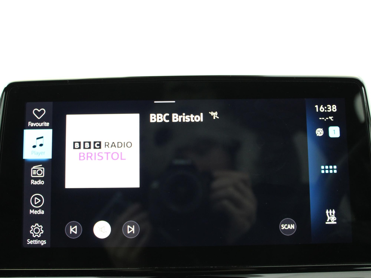 Used Volkswagen ID.3 2022 for sale - 77561229: Photo 28