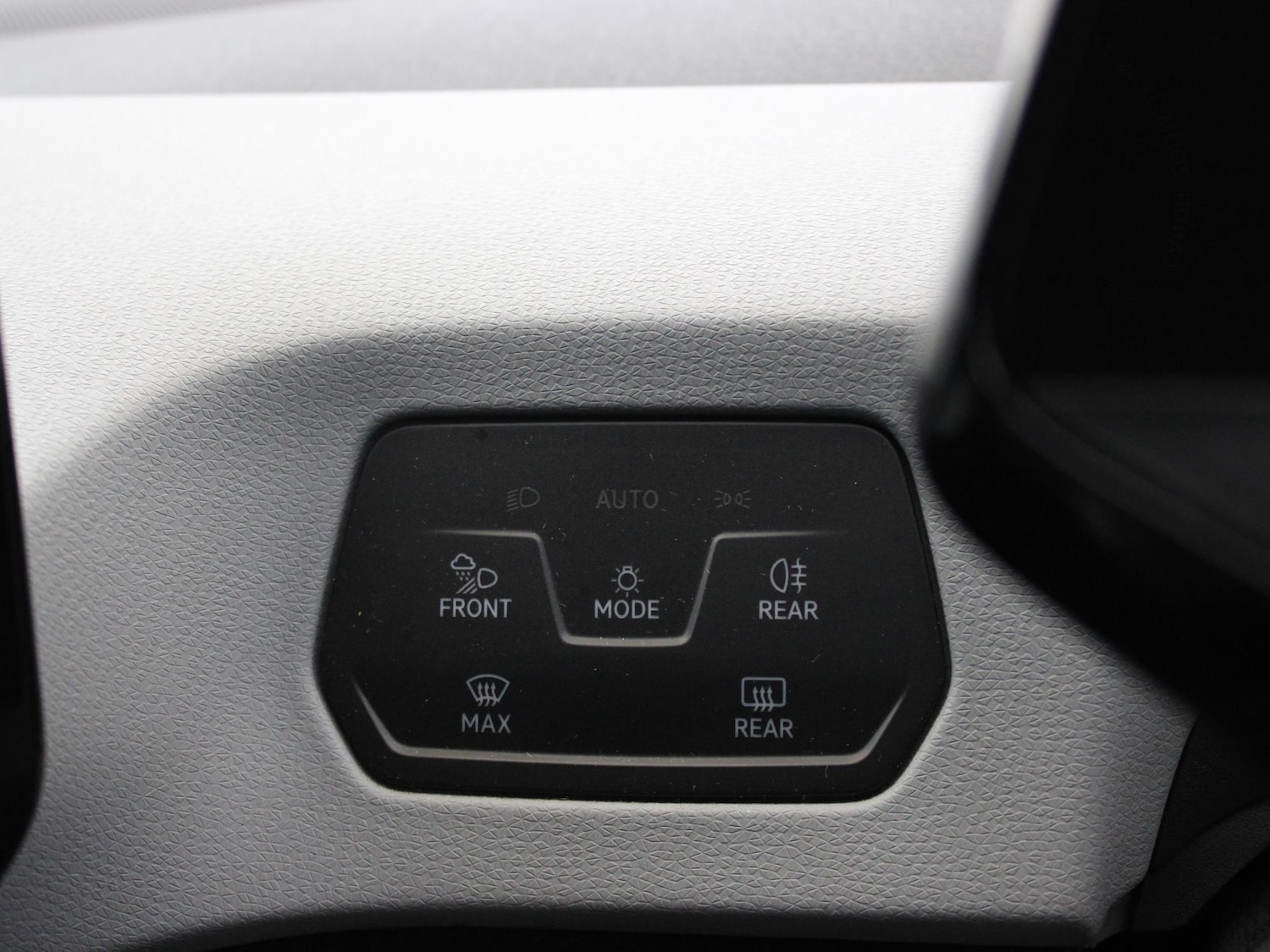 Used Volkswagen ID.3 2022 for sale - 77561229: Photo 32