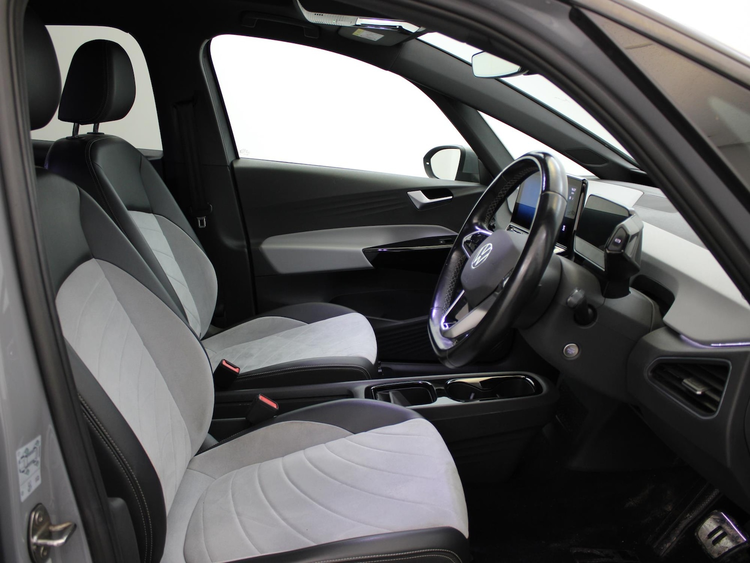 Used Volkswagen ID.3 2022 for sale - 77561229: Photo 9