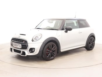 Used MINI Hatch 2019 for sale - 77973298: Photo