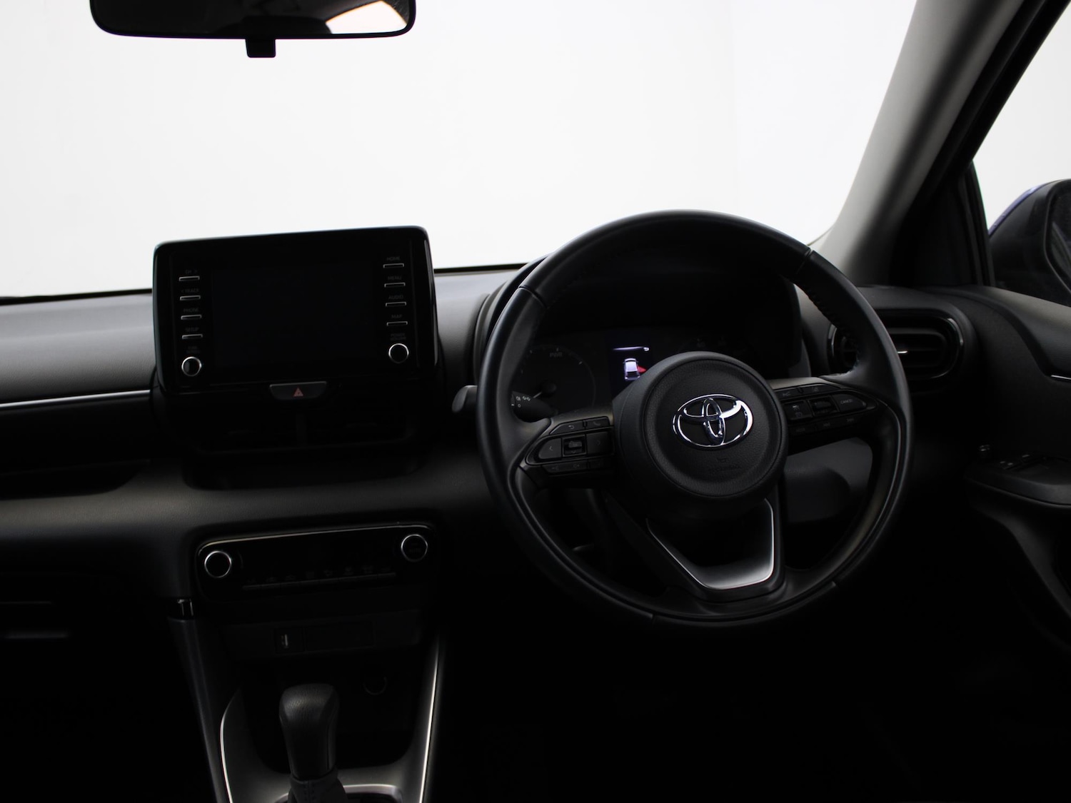 Used Toyota Yaris 2022 for sale - 77398058: Photo 13