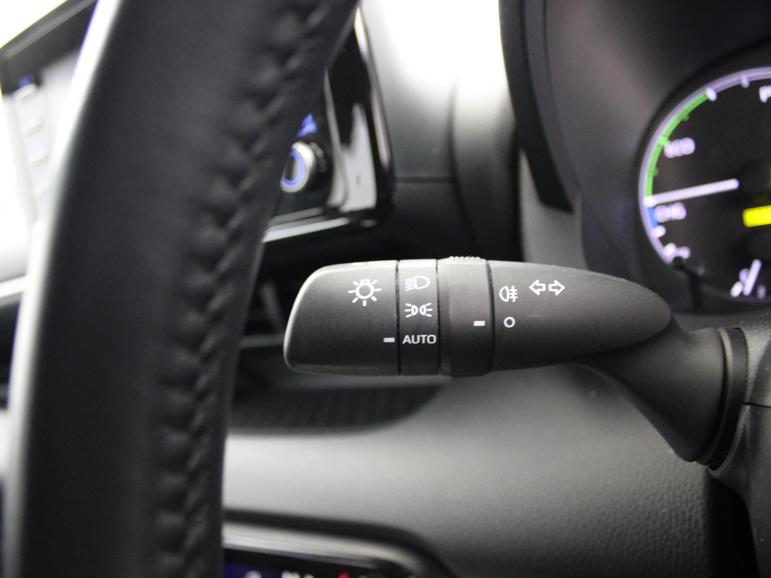 Used Toyota Yaris 2022 for sale - 77398058: Photo 29