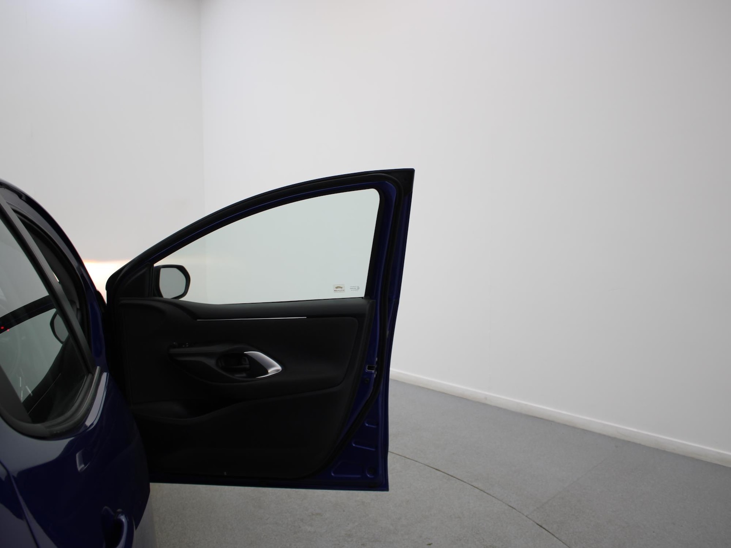 Used Toyota Yaris 2022 for sale - 77398058: Photo 32