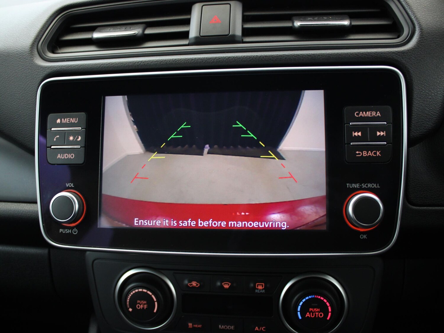 Used Nissan Leaf 2023 for sale - 77240087: Photo 16