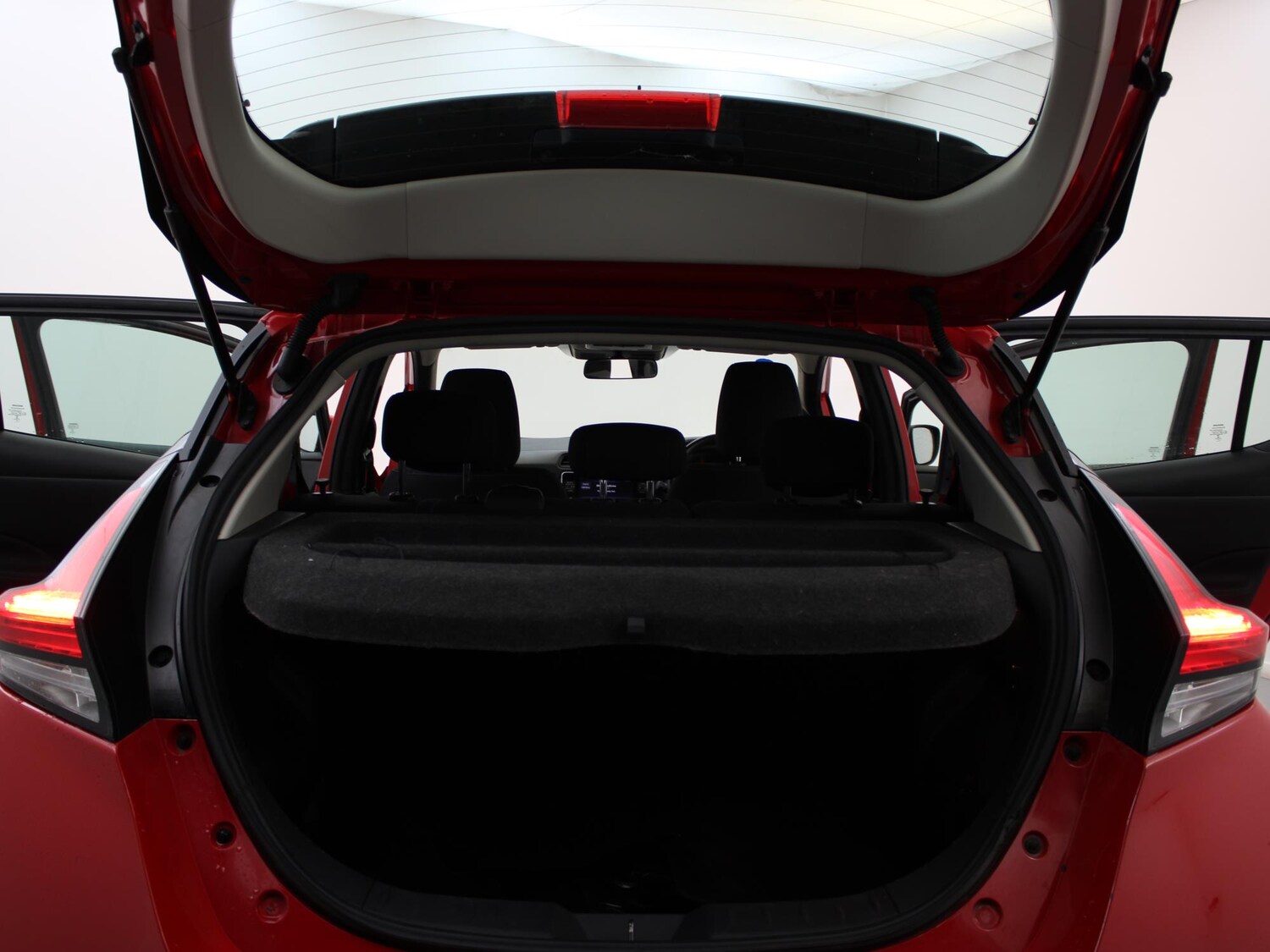 Used Nissan Leaf 2023 for sale - 77240087: Photo 34