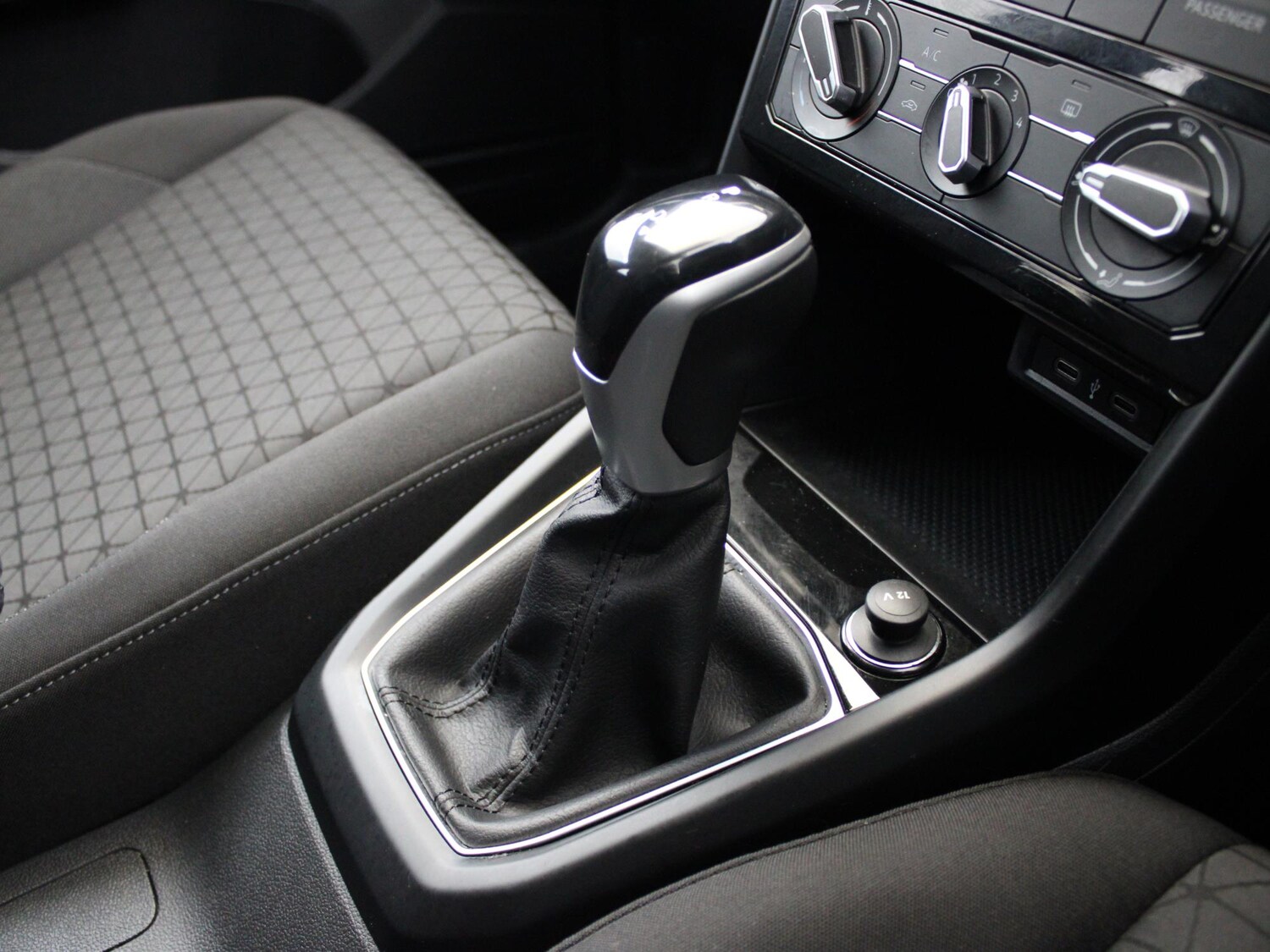 Used Volkswagen T-Cross 2022 for sale - 77158890: Photo 28