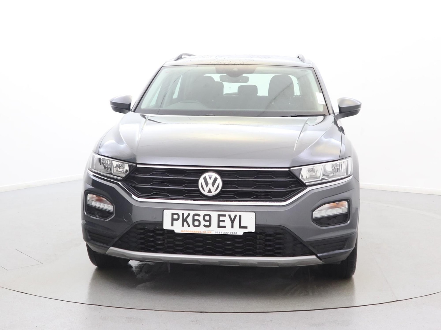 Used Volkswagen T-Roc 2020 for sale - 77635139: Photo 2