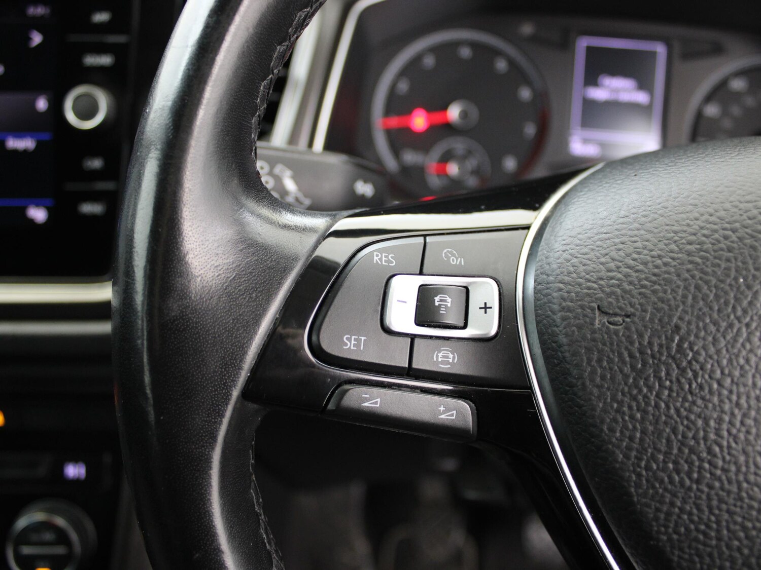 Used Volkswagen T-Roc 2020 for sale - 77635139: Photo 24