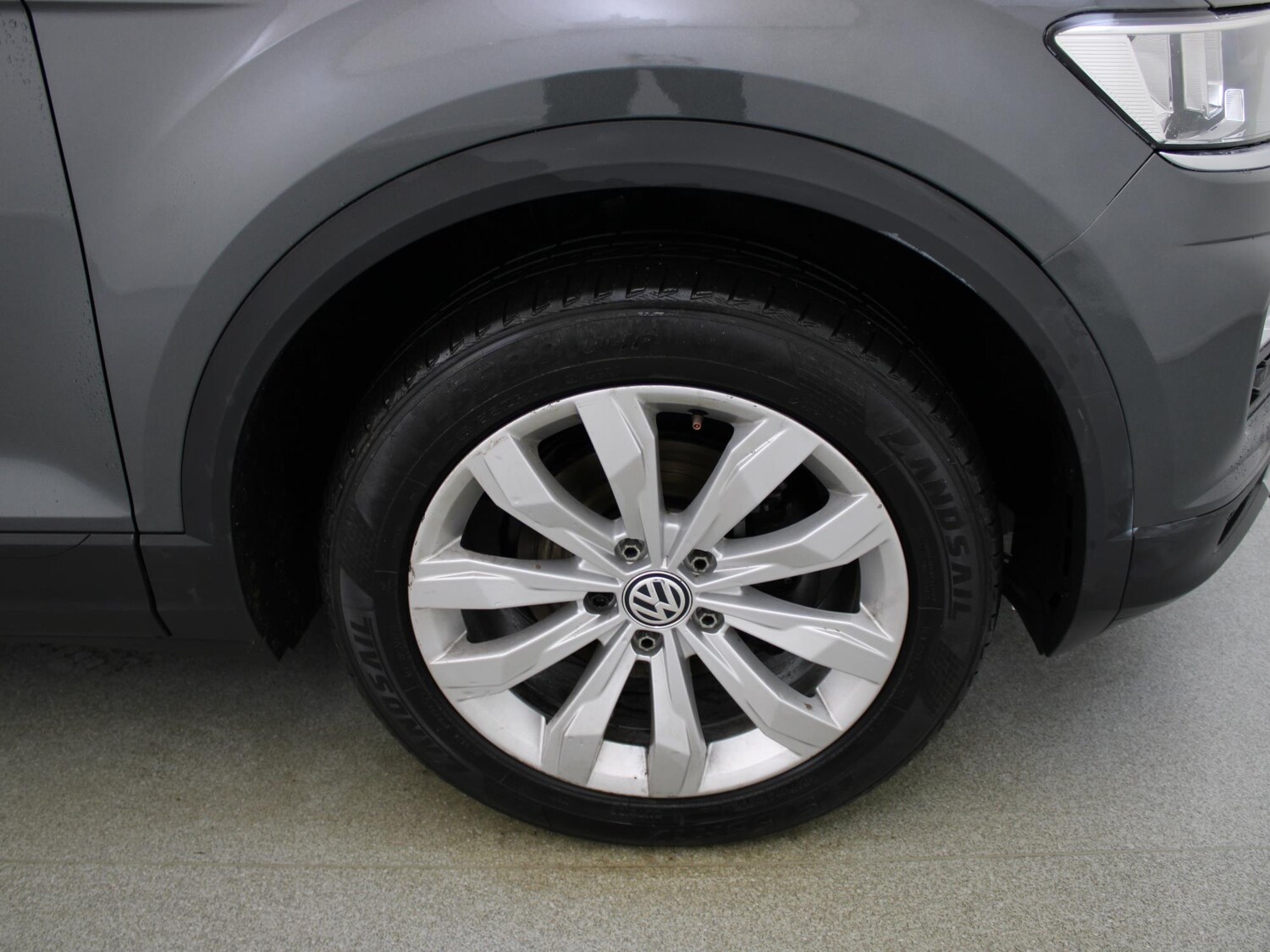 Used Volkswagen T-Roc 2020 for sale - 77635139: Photo 31