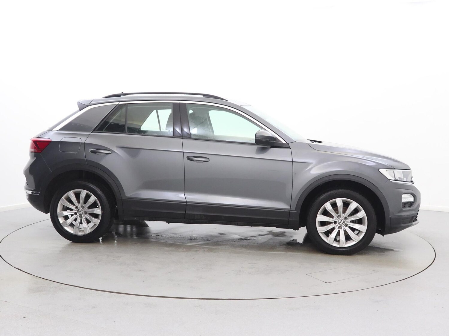 Used Volkswagen T-Roc 2020 for sale - 77635139: Photo 8