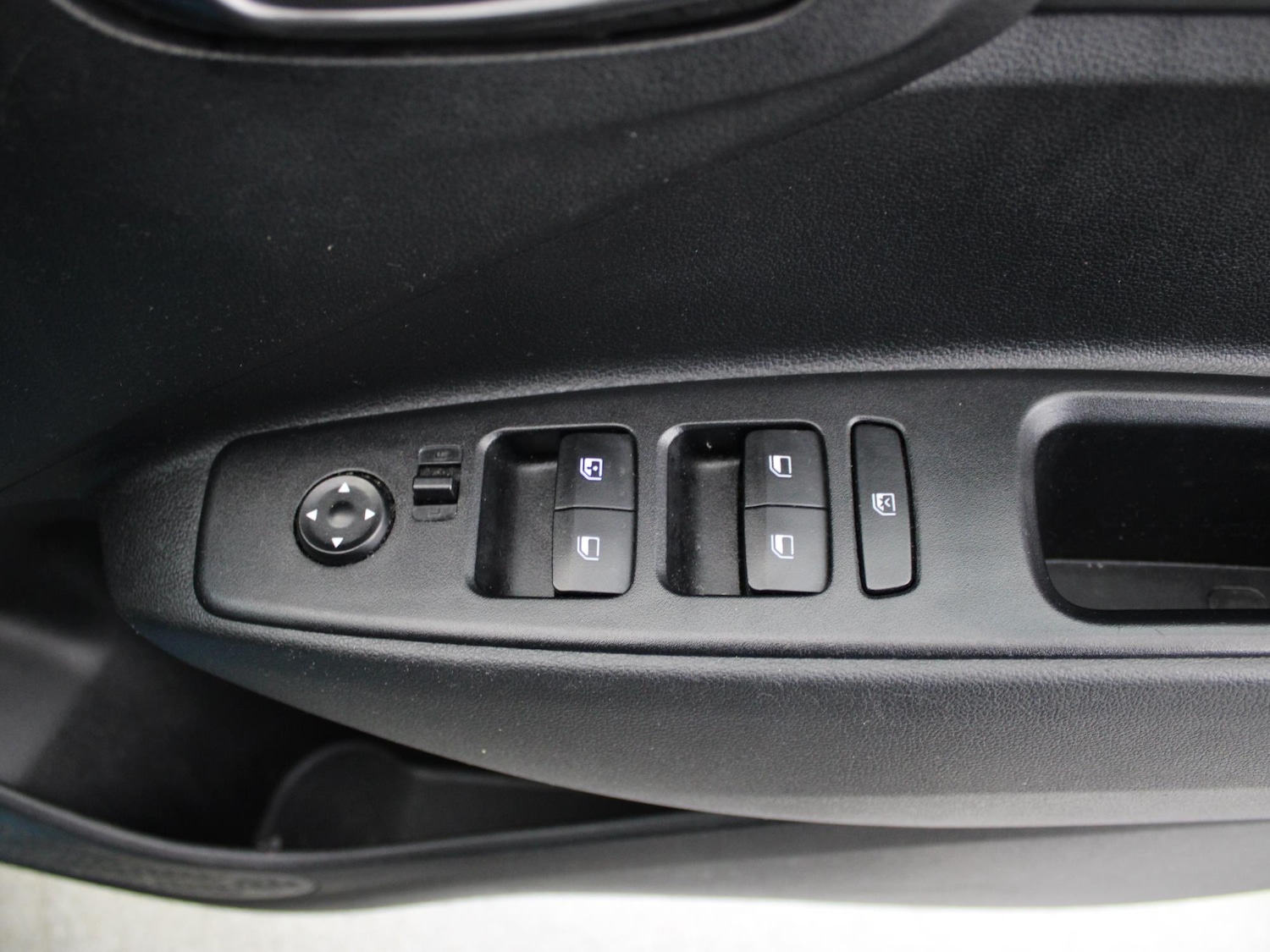 Used Hyundai i10 2022 for sale - 77158878: Photo 32