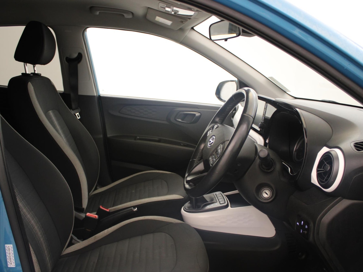 Used Hyundai i10 2022 for sale - 77158878: Photo 8