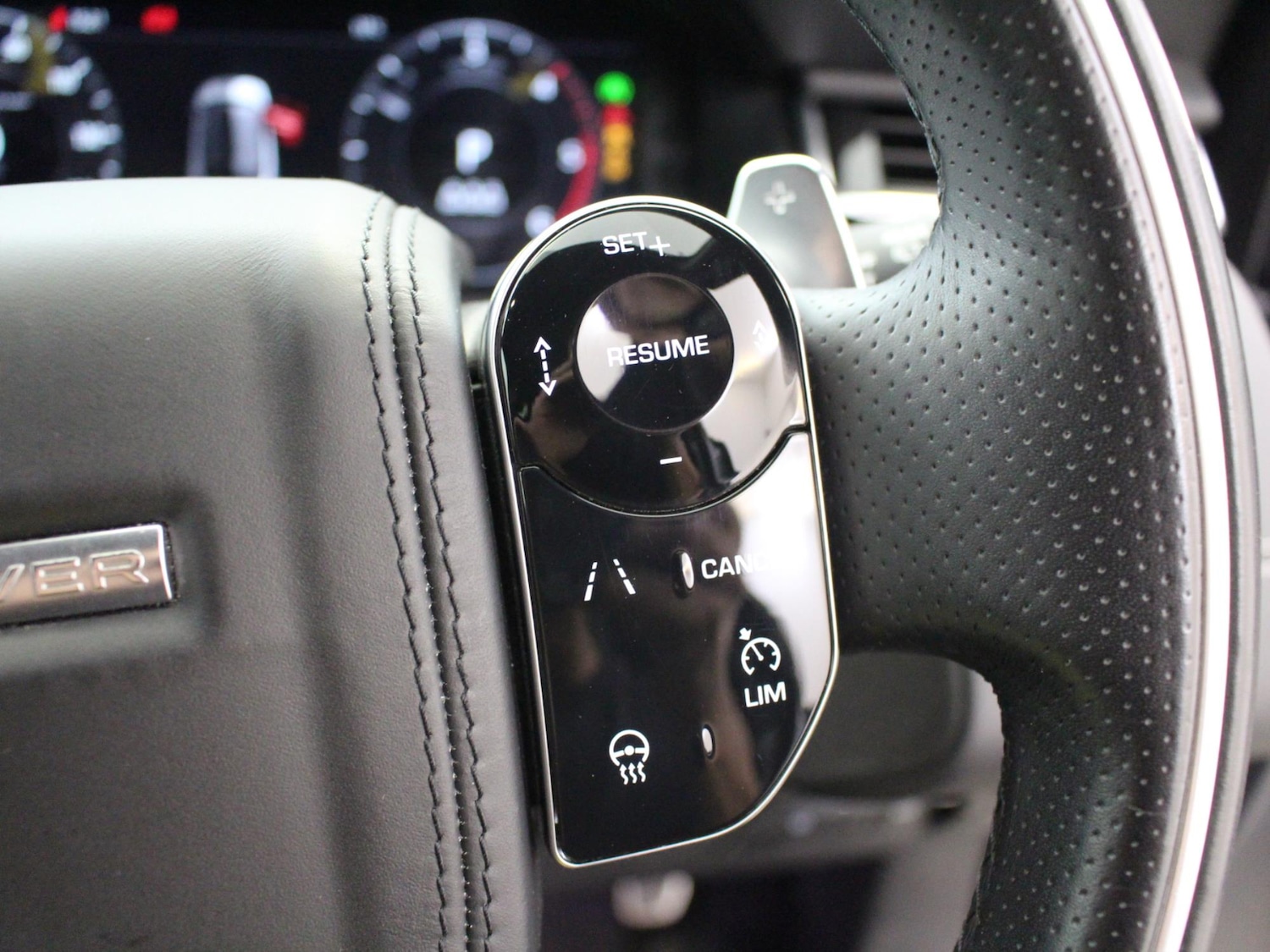 Used Land Rover Range Rover Velar 2019 for sale - 77099710: Photo 11