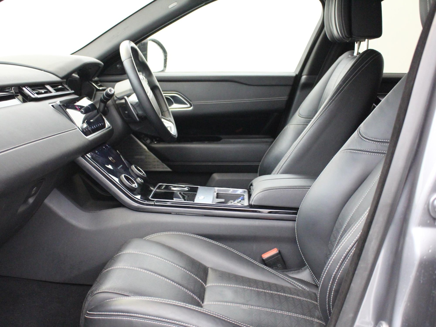 Used Land Rover Range Rover Velar 2019 for sale - 77099710: Photo 9