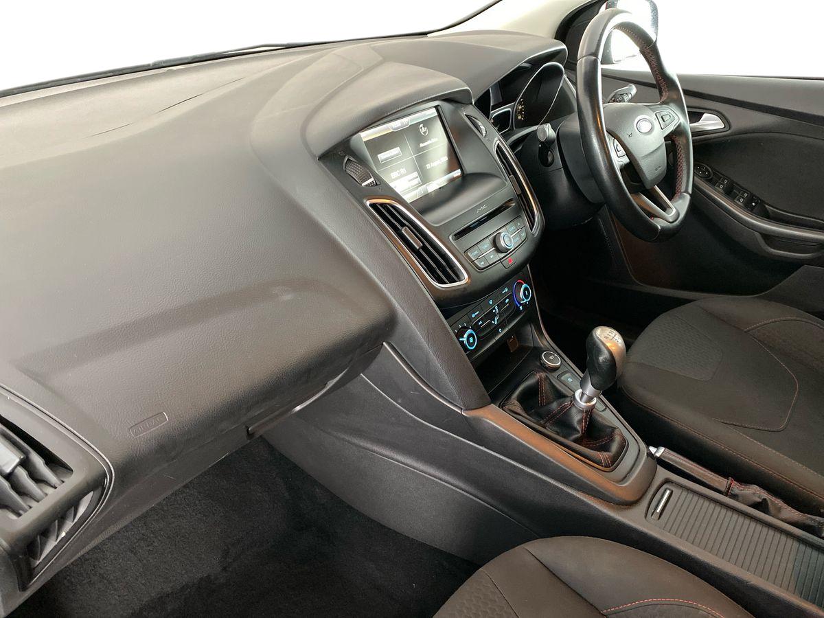 Used Ford Focus 2016 for sale - 76090445: Photo 14