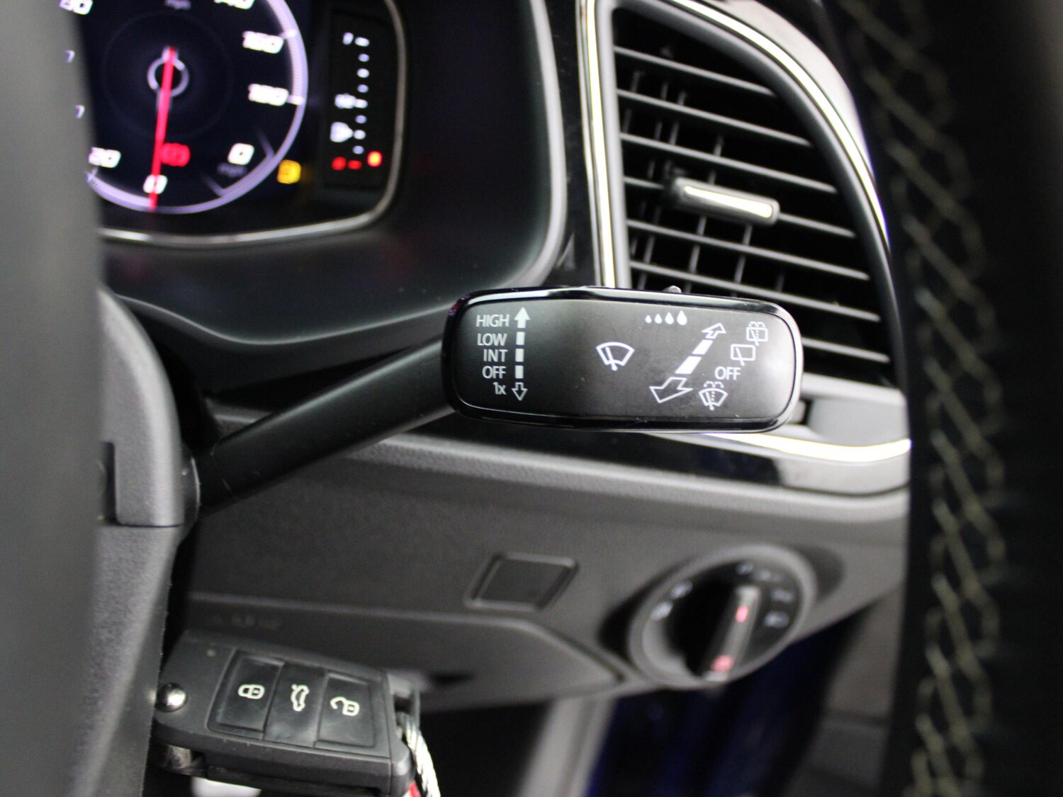 Used SEAT Leon 2020 for sale - 77348479: Photo 31