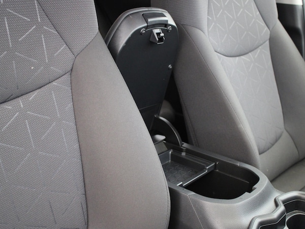 Used Toyota RAV4 2020 for sale - 76300119: Photo 22