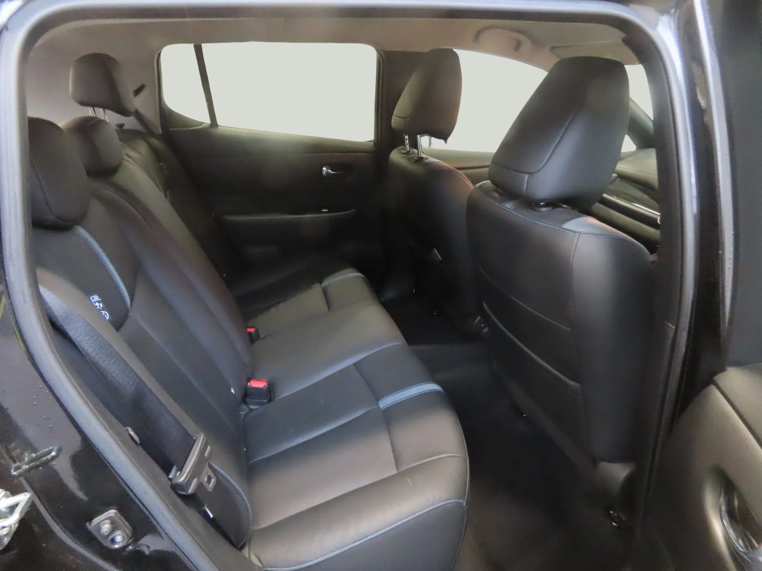 Used Nissan Leaf 2021 for sale - 77135436: Photo 8