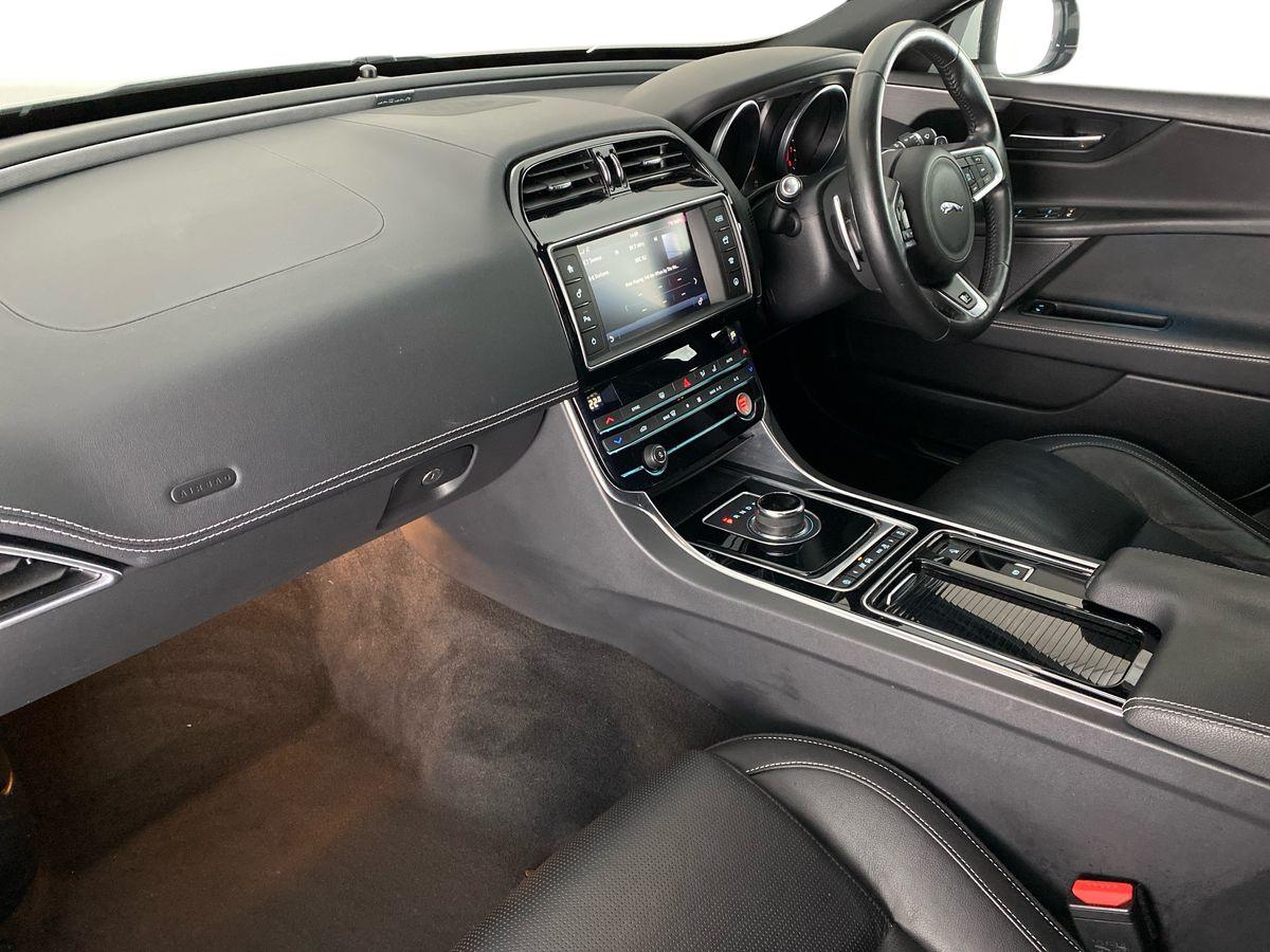 Used Jaguar XE 2017 for sale - 77979672: Photo 14