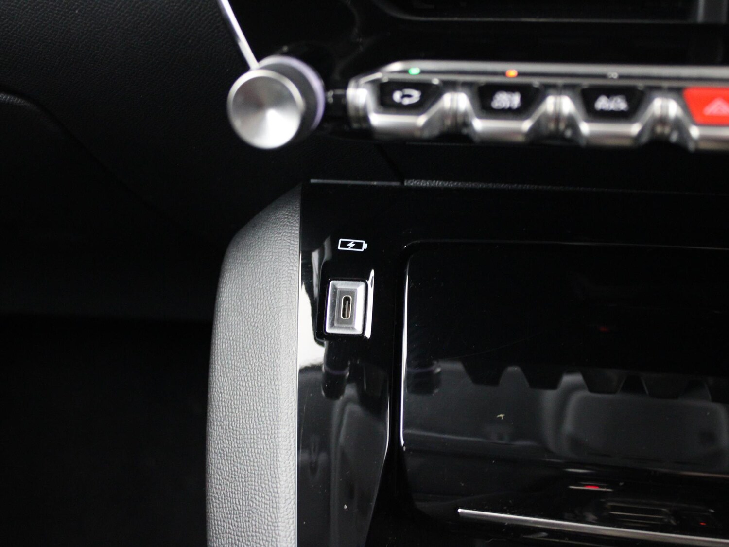 Used Peugeot 208 2023 for sale - 77398041: Photo 24